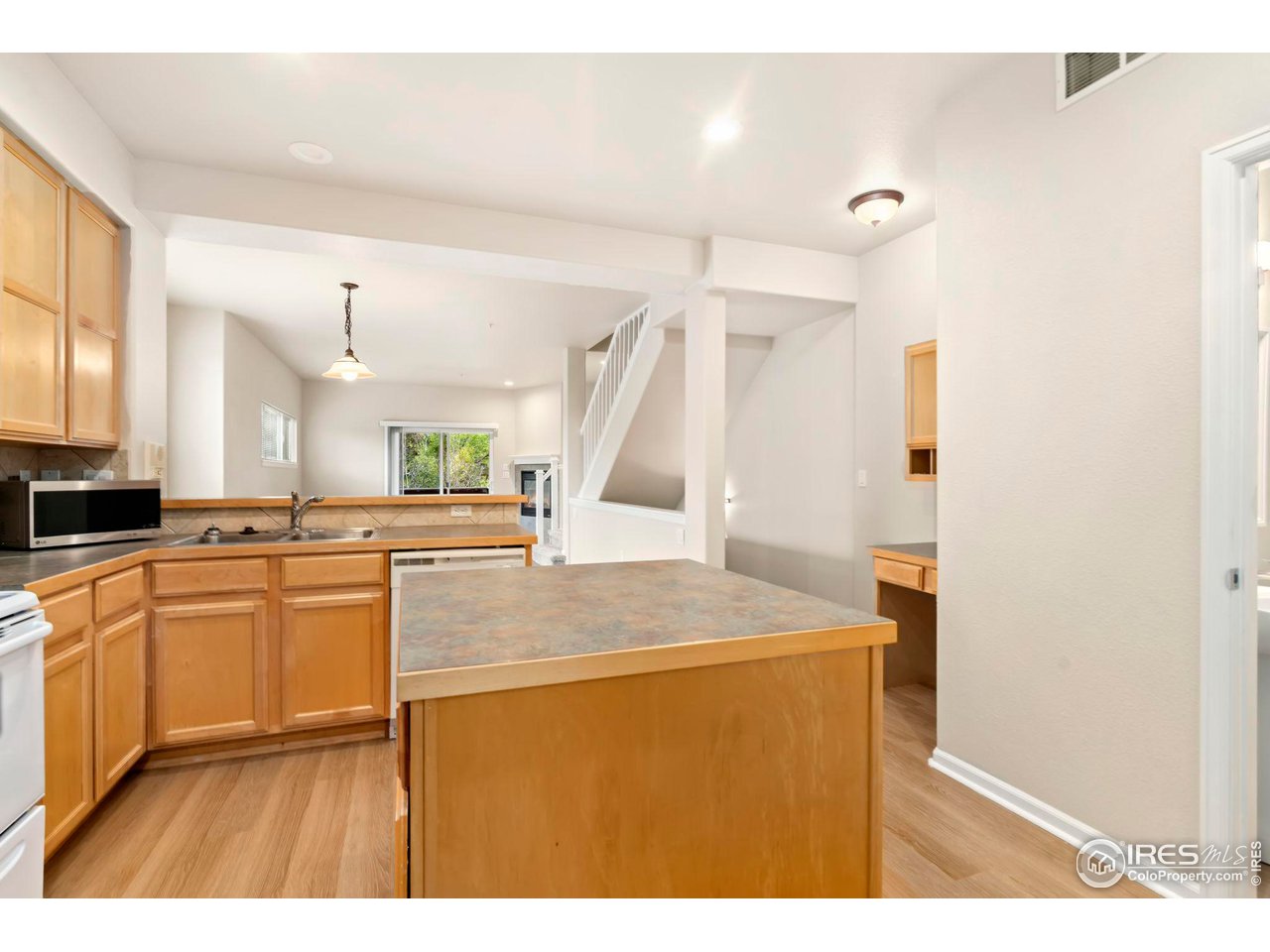 1221 East Prospect Road, Unit 5 Fort Collins, CO 80525 - Photo 14 of 38 Gallery Image 14