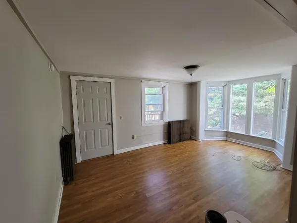 $2,950 | 304 South Winooski Avenue, Burlington, VT 05401