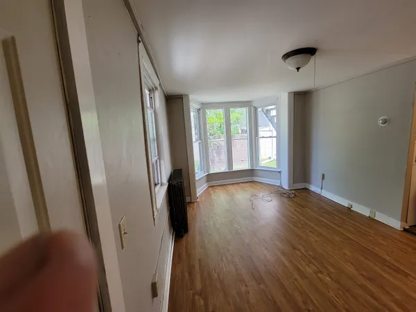 $2,950 | 304 South Winooski Avenue, Burlington, VT 05401