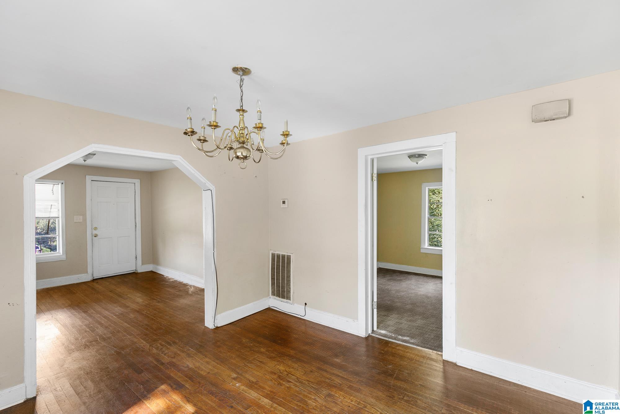 2324 Treadwell Road Birmingham, AL 35217 - Photo 4 of 20