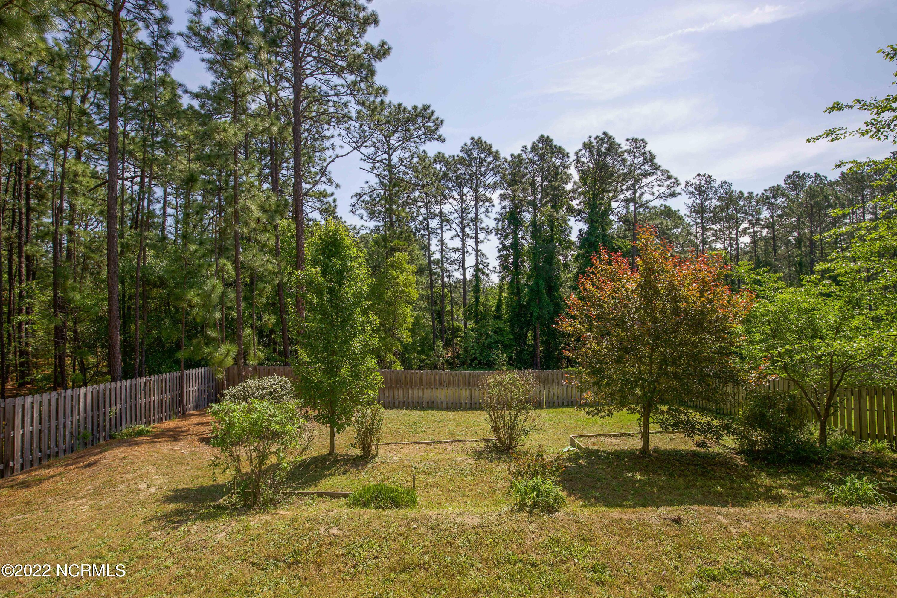 219 Crestview Road Southern Pines, NC 28387 - Photo 7 of 67 219 Crestview Rd-66