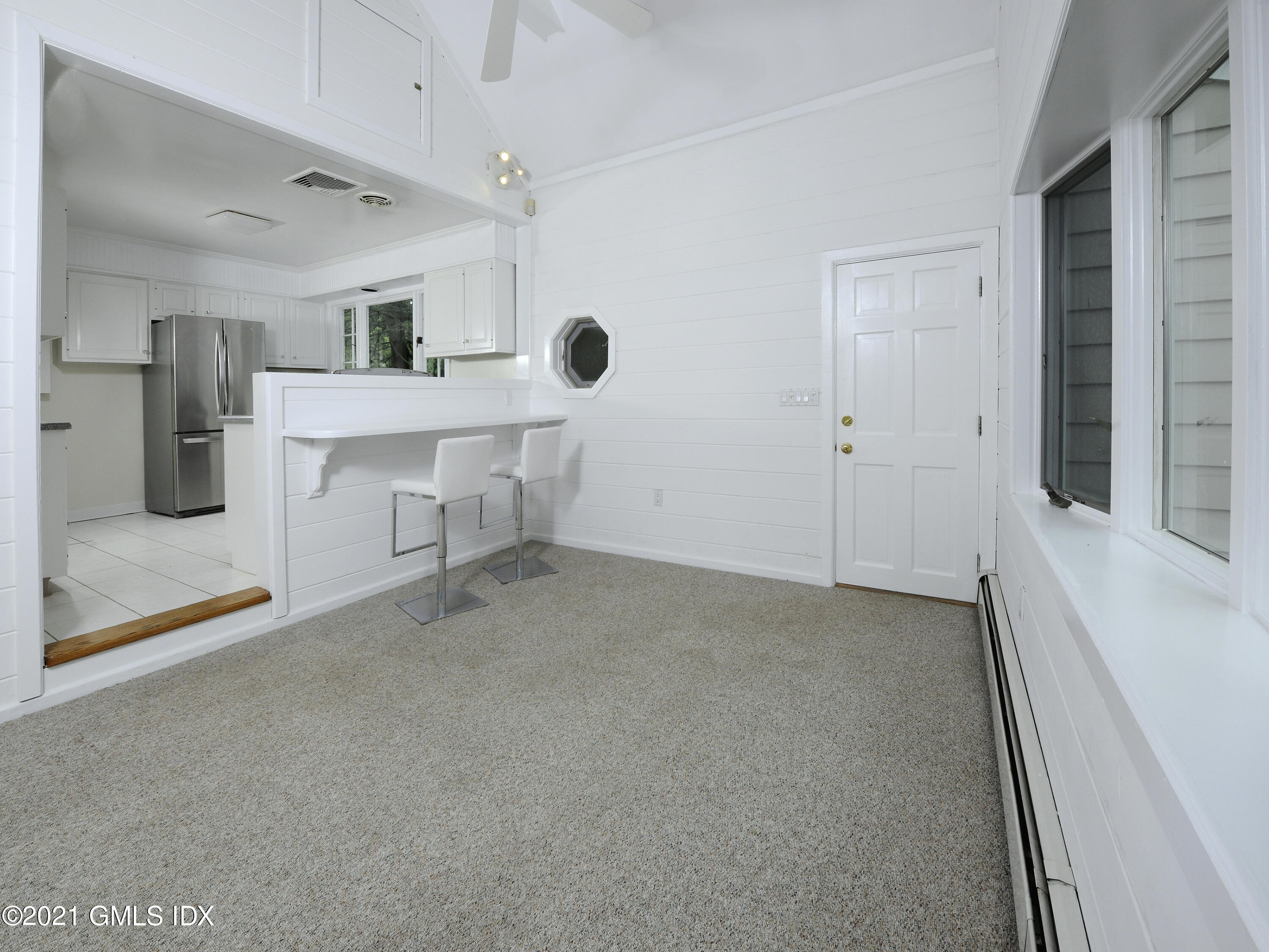 10 Crescent Road Riverside, CT 06878 - Photo 11 of 22 Family Room