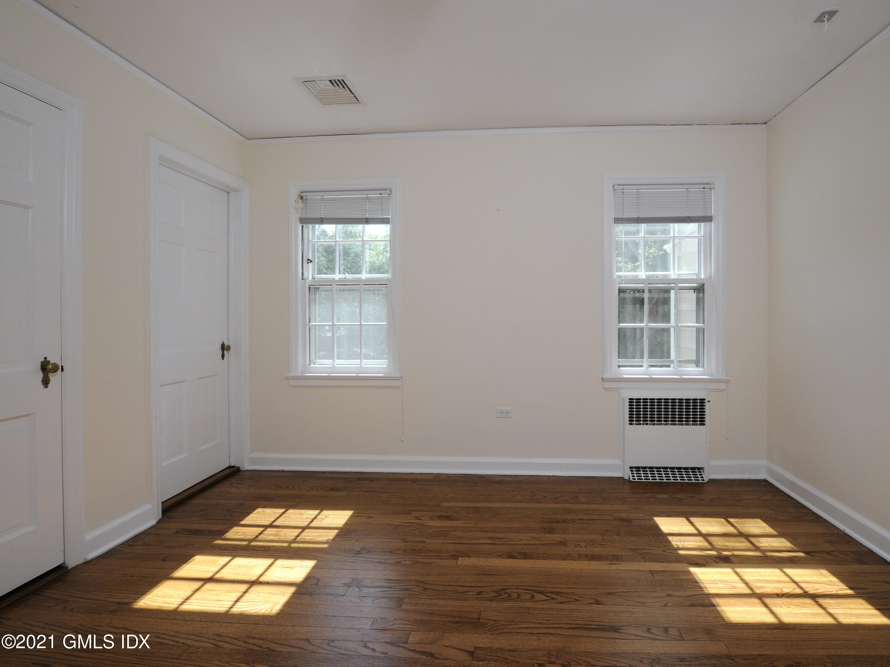 10 Crescent Road Riverside, CT 06878 - Photo 15 of 22 Bedroom 2