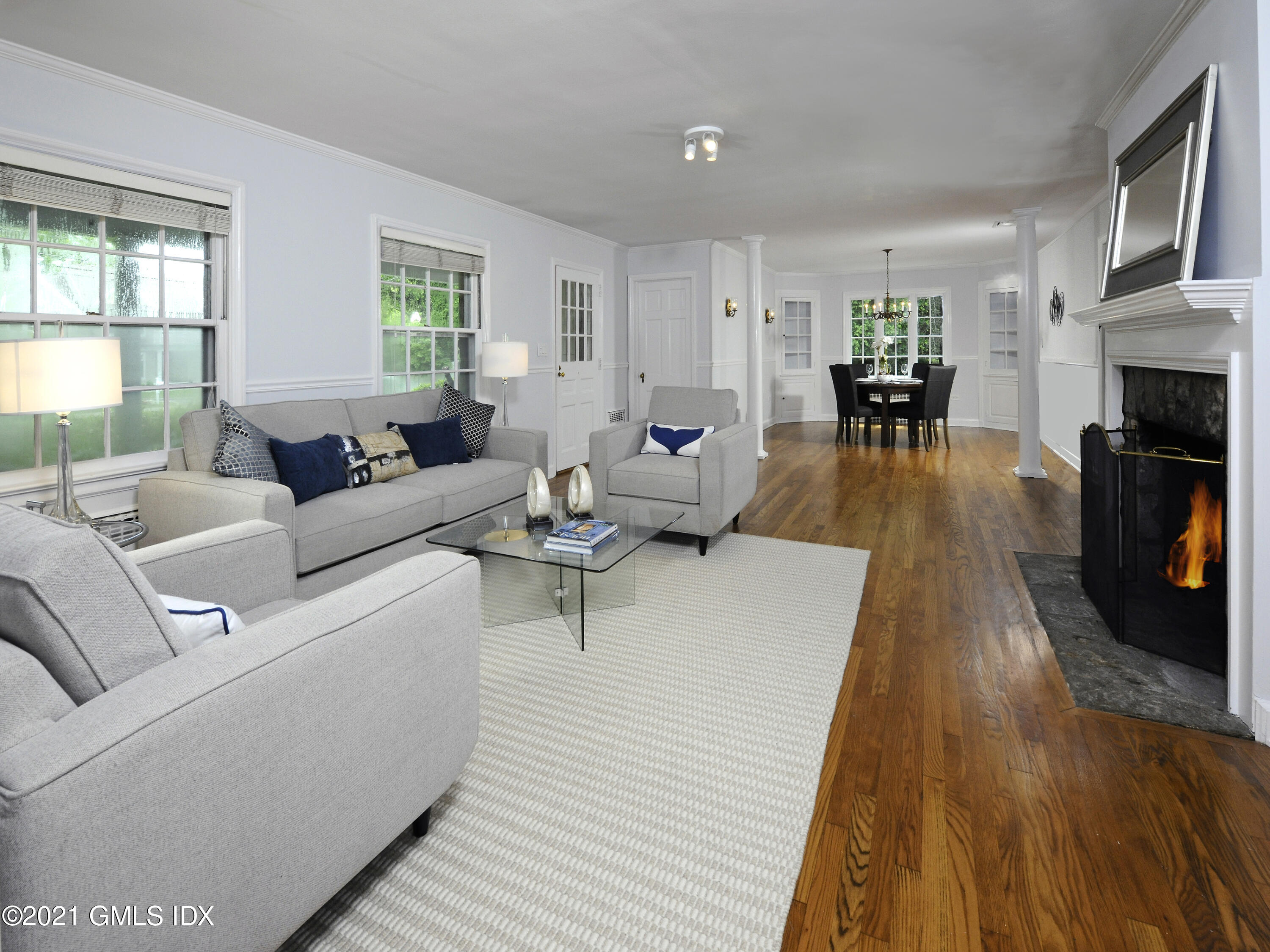 10 Crescent Road Riverside, CT 06878 - Photo 5 of 22 Open LR & DR