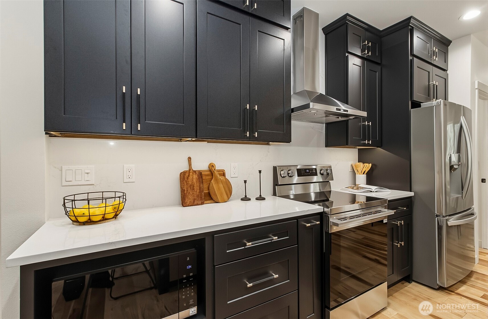 2816 Callow Road Lake Stevens, WA 98258 - Photo 15 of 34 a kitchen with a sink a stove and refrigerator