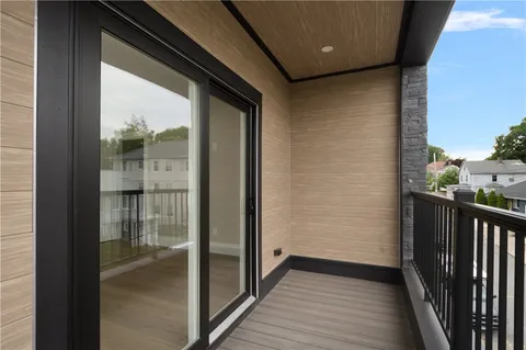 $1,395,000 | 43 12th Street, Unit A, Providence, RI 02906