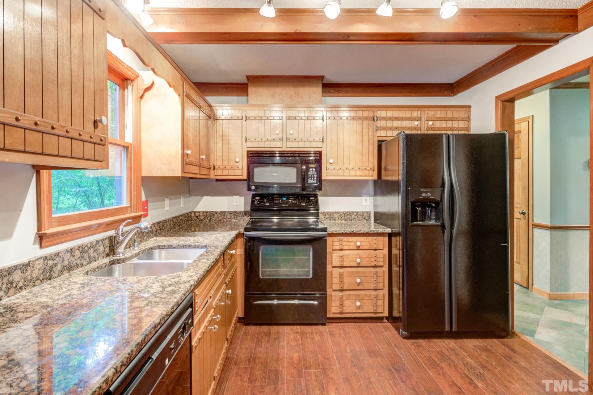 5008 Arrowspring Lane Raleigh, NC 27610 - Photo 13 of 30 Gallery Image 13