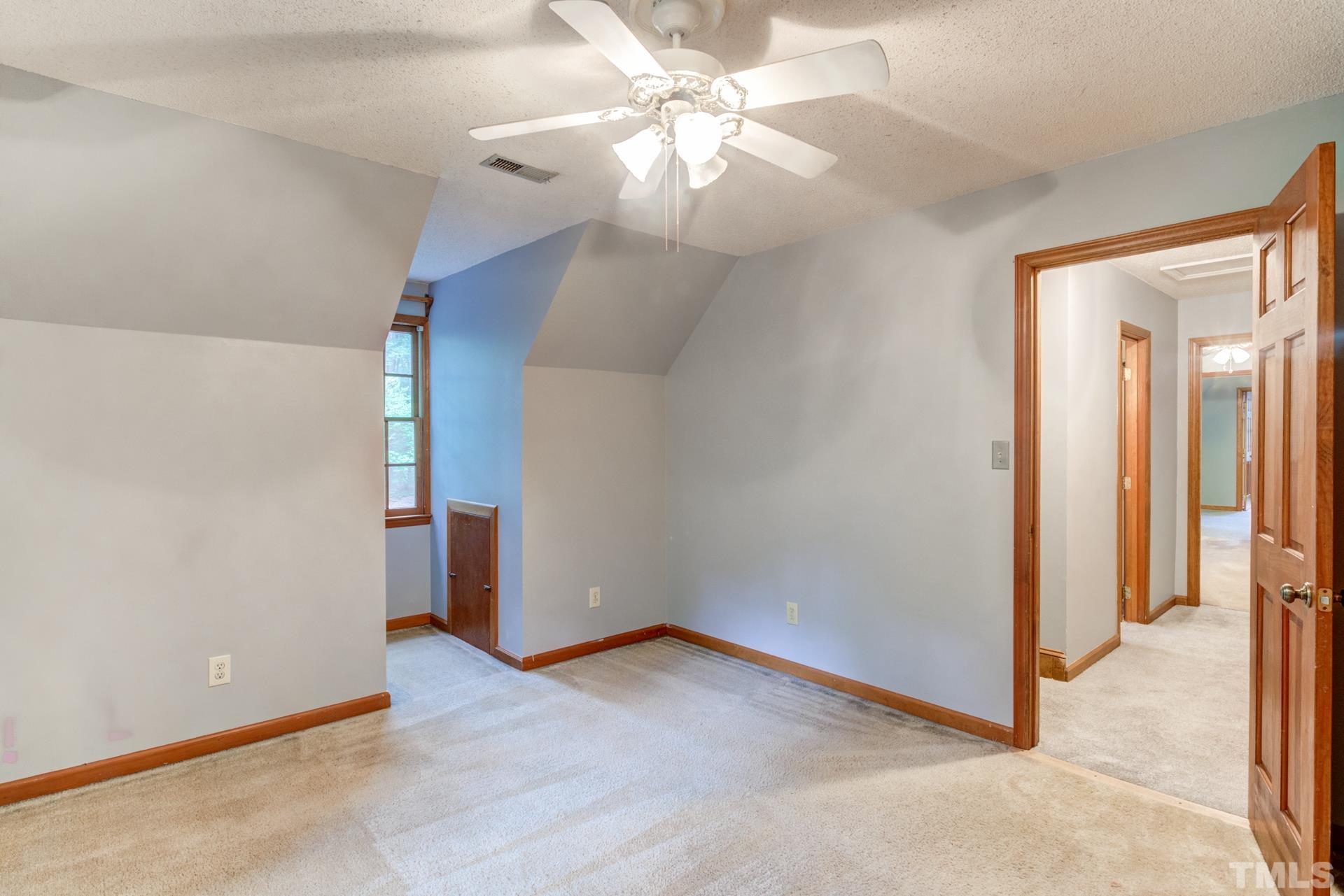 5008 Arrowspring Lane Raleigh, NC 27610 - Photo 20 of 30 Gallery Image 20