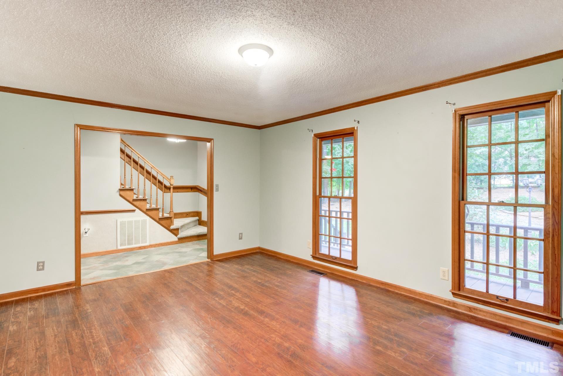 5008 Arrowspring Lane Raleigh, NC 27610 - Photo 9 of 30 Gallery Image 9
