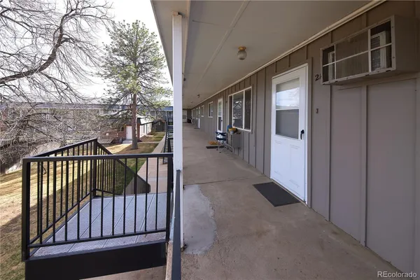 $219,500 | 7050 West Cedar Avenue, Unit 212, Lakewood, CO 80226