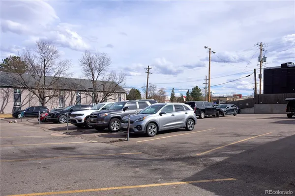 $219,500 | 7050 West Cedar Avenue, Unit 212, Lakewood, CO 80226