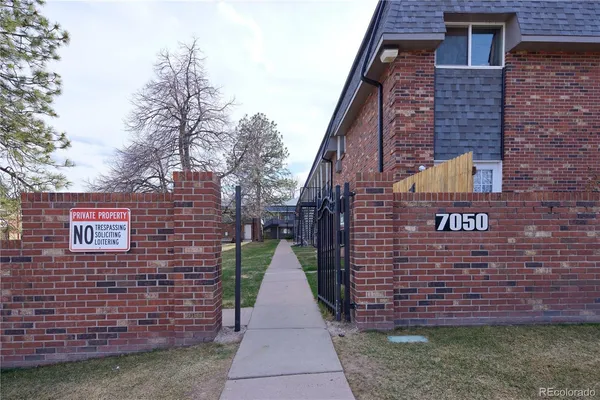 $219,500 | 7050 West Cedar Avenue, Unit 212, Lakewood, CO 80226