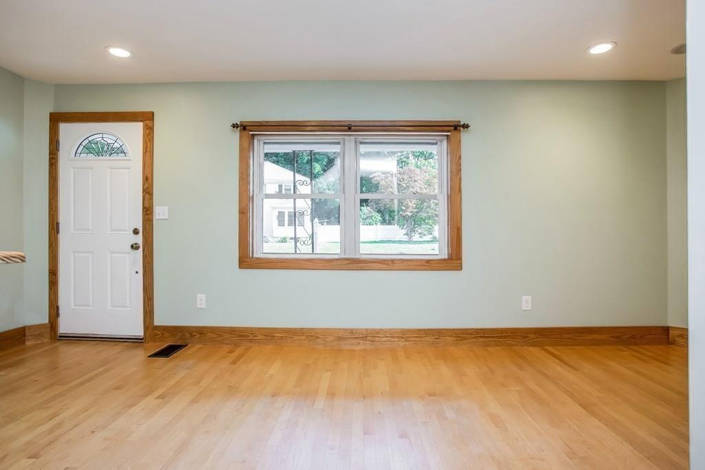 320 Providence Road Grafton, MA 01560 - Photo 13 of 32 Gallery Image 13