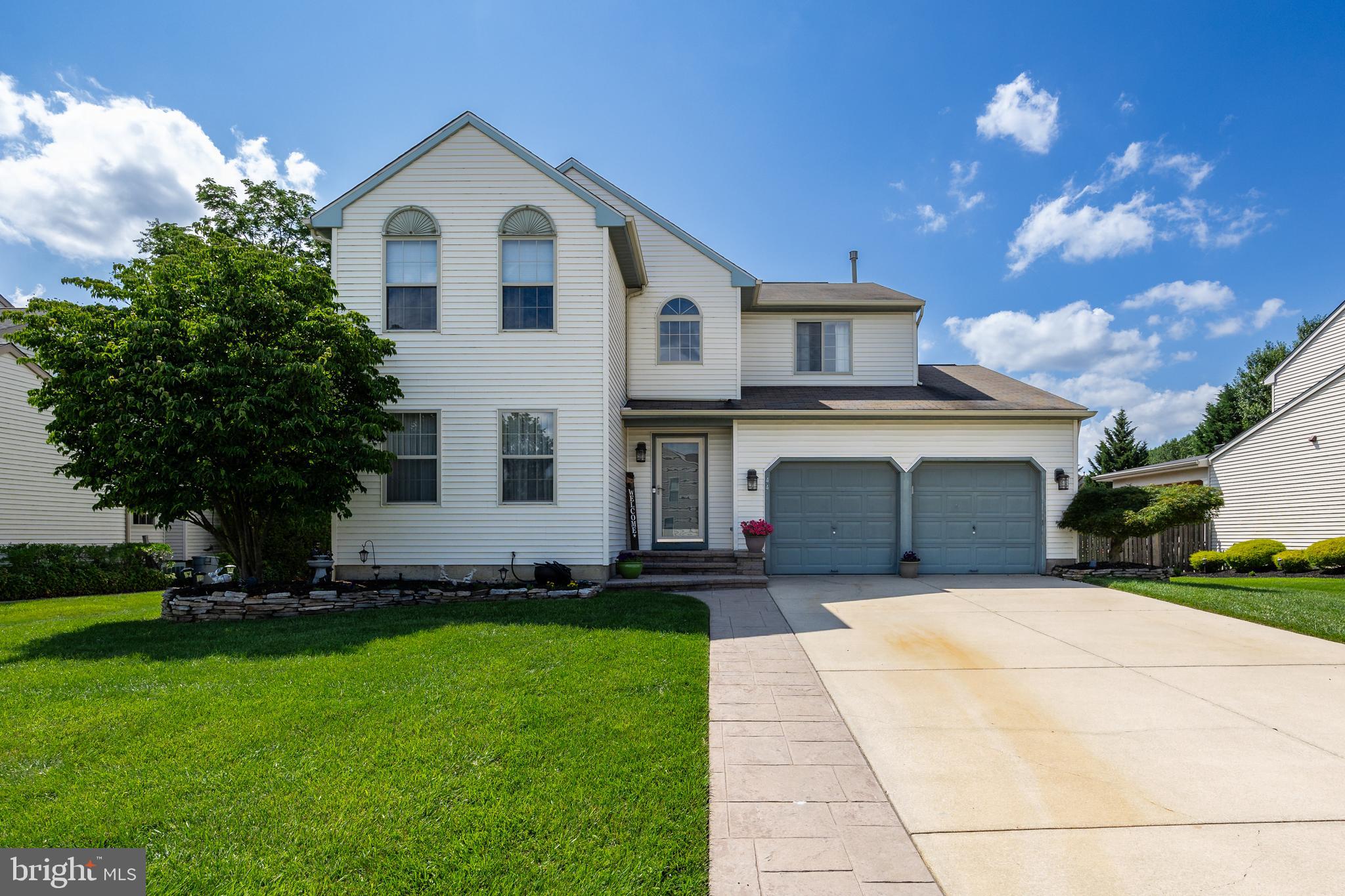 44 Springcress Drive Delran, NJ 08075 - Photo 1 of 30 Welcome to 44 Springcress Drive!
