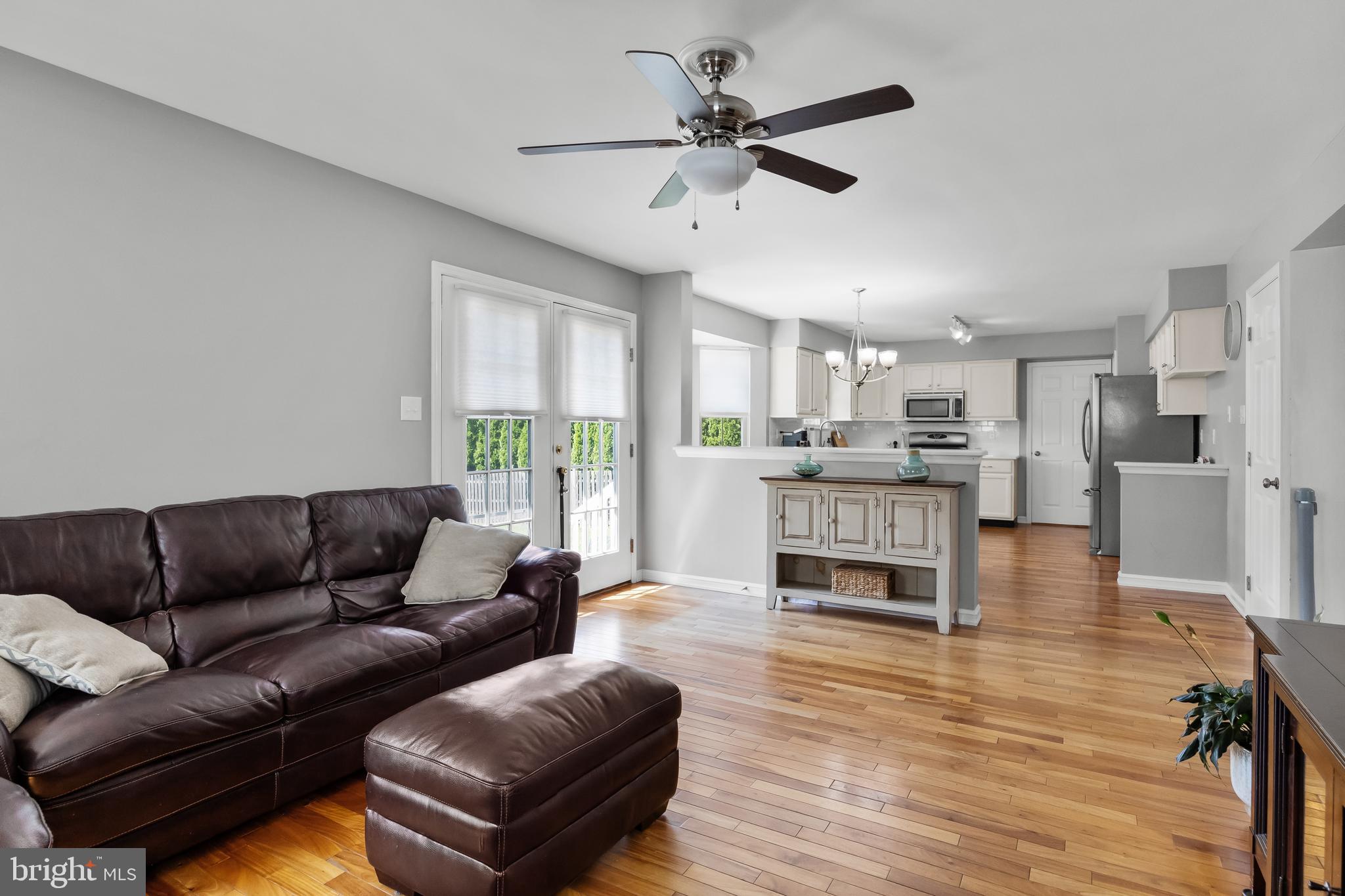 44 Springcress Drive Delran, NJ 08075 - Photo 16 of 30 Family Room