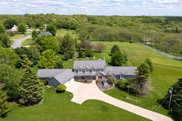 $1,275,000 | 3576 Timber Lane, Cross Plains, WI 53528