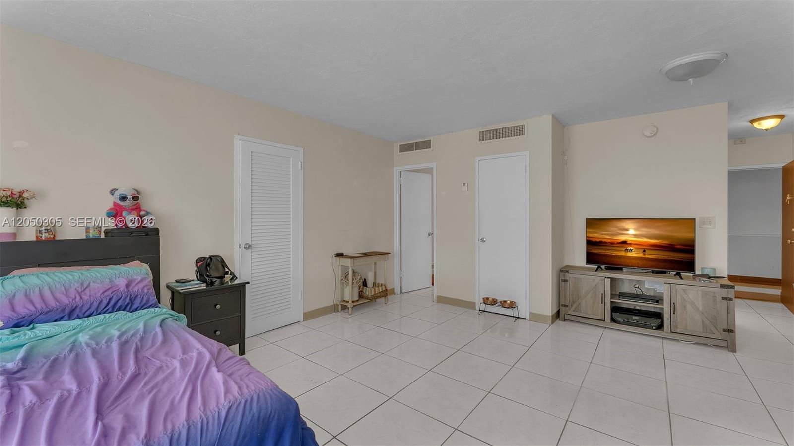 2899 Collins Avenue, Unit 702 Miami Beach, FL 33140 - Photo 14 of 15