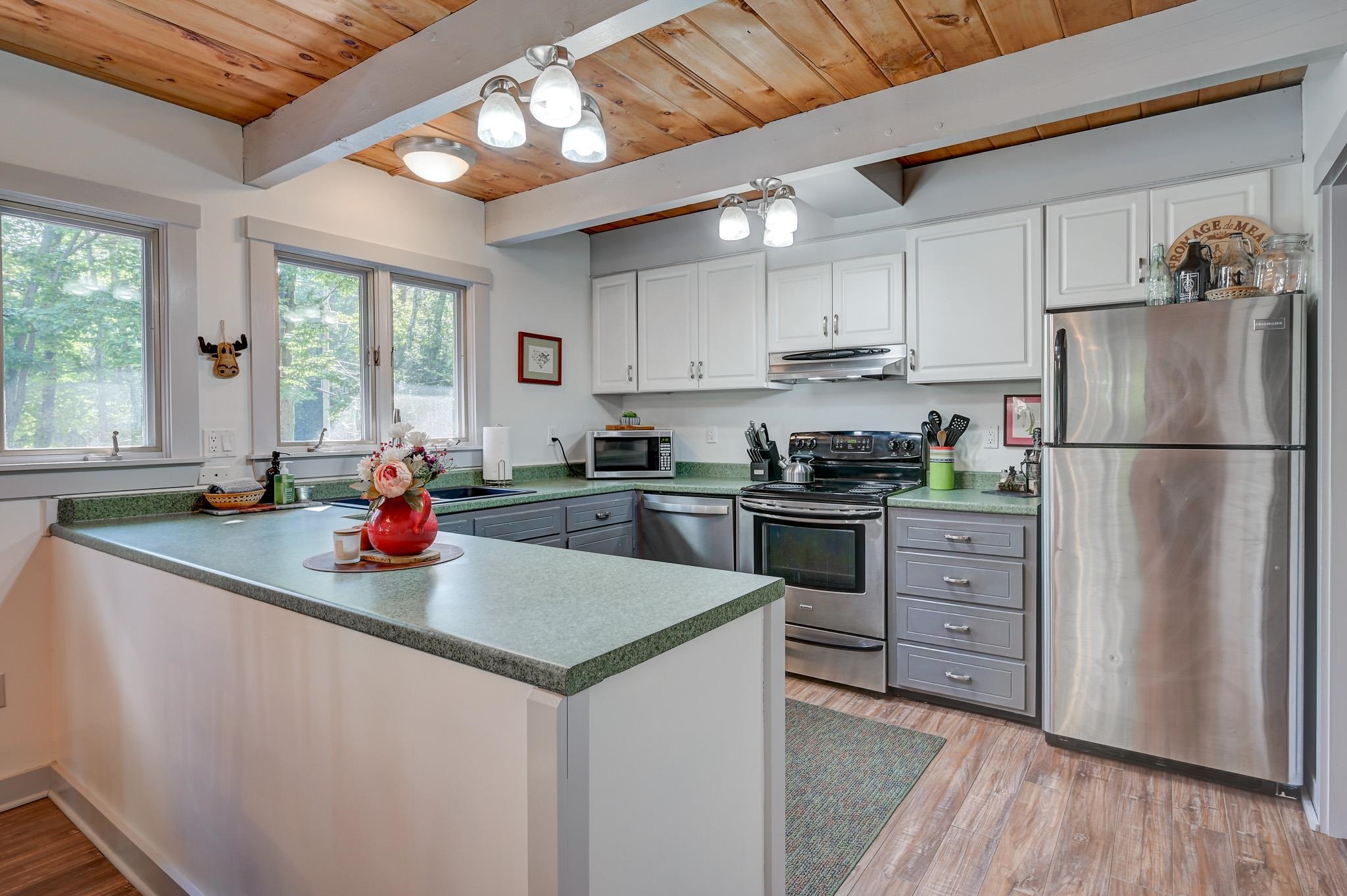 186 Ledgewood Road Conway, NH 03860 - Photo 12 of 37