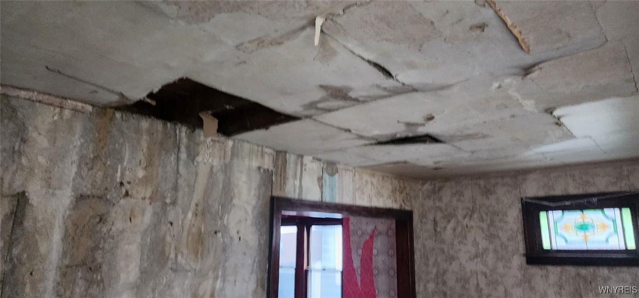 295 Grove Street Tonawanda City, NY 14150 - Photo 19 of 41