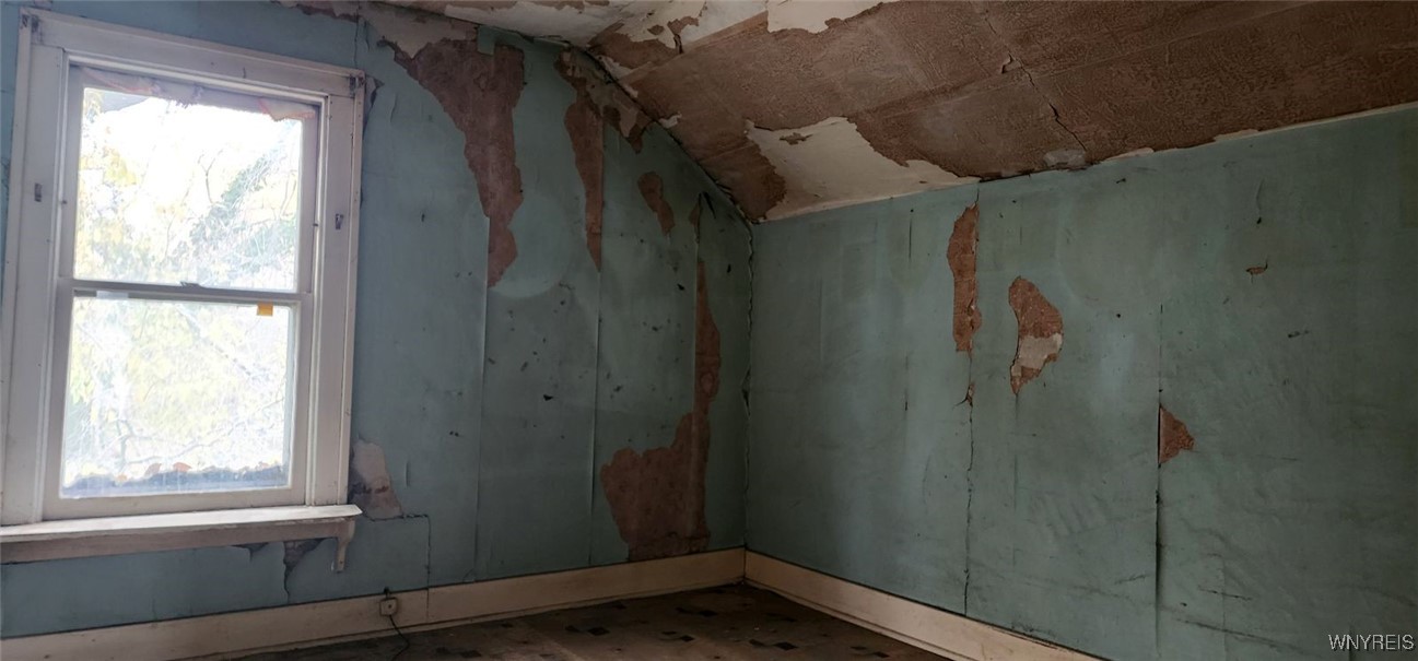 295 Grove Street Tonawanda City, NY 14150 - Photo 21 of 41