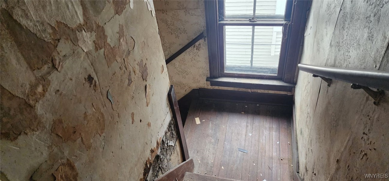 295 Grove Street Tonawanda City, NY 14150 - Photo 33 of 41