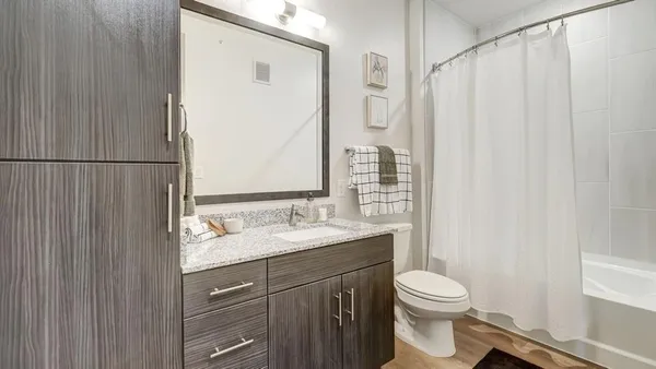 $1,250 | 3400 Firewheel Parkway, Unit 2204, Garland, TX 75040