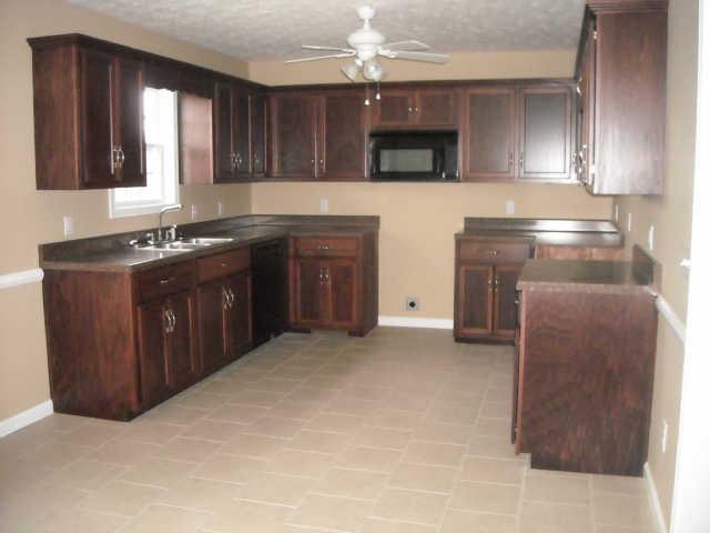 357 Williams Road Lafayette, TN 37083 - Photo 3 of 8 Gallery Image 3