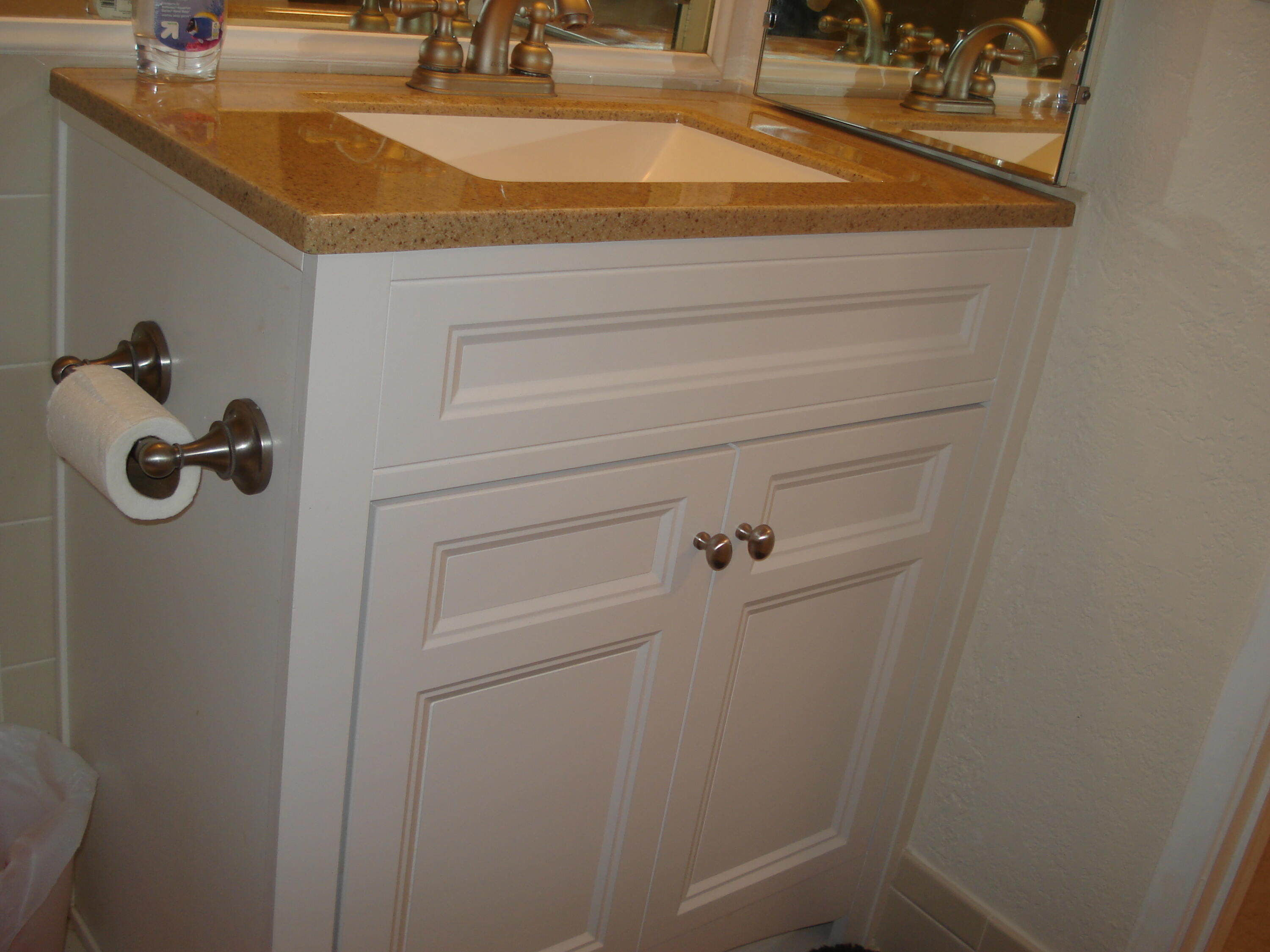 5750 Camino Del Sol, Unit 104 Boca Raton, FL 33433 - Photo 20 of 35 2nd Bathroom