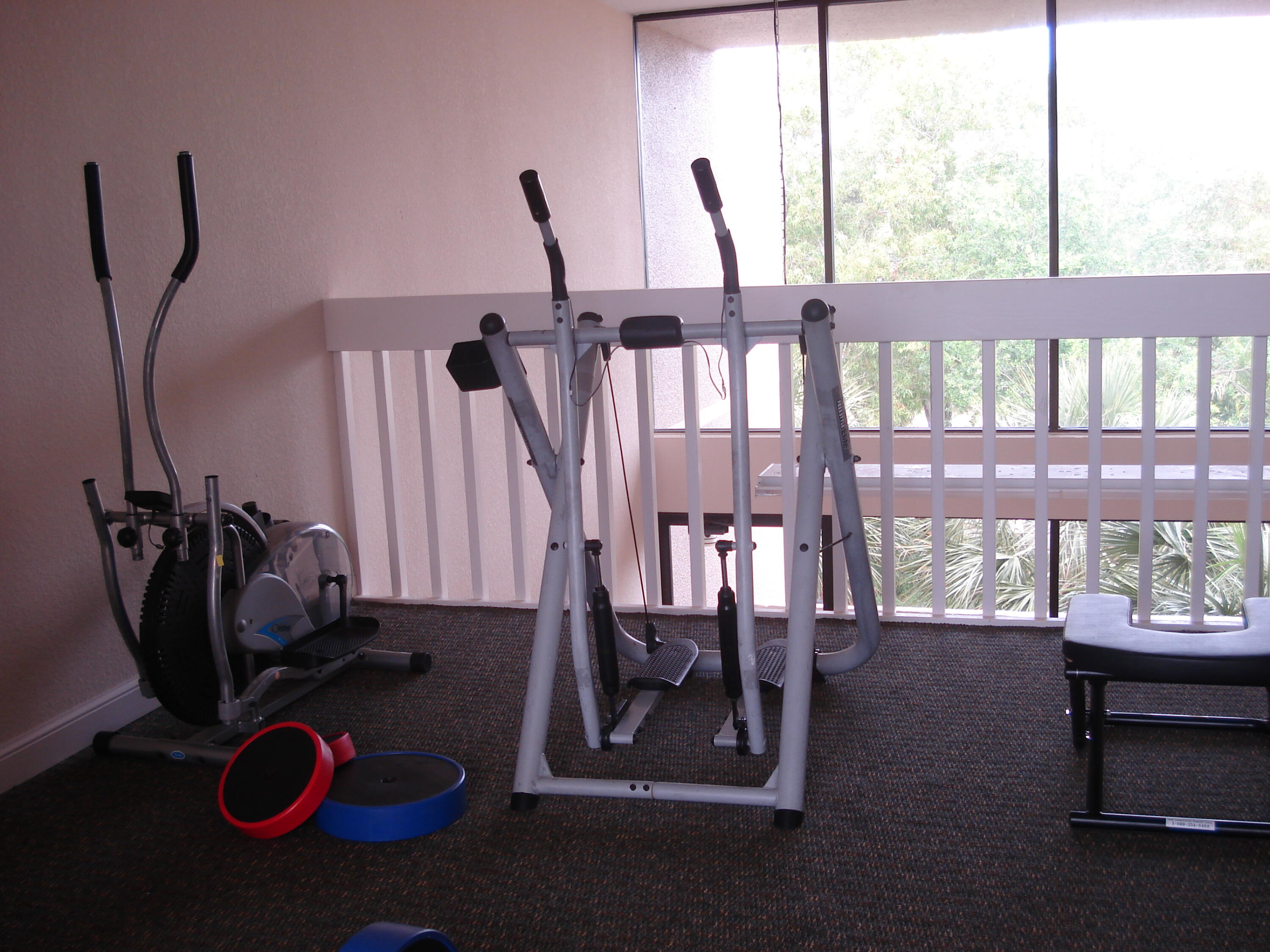 5750 Camino Del Sol, Unit 104 Boca Raton, FL 33433 - Photo 31 of 35 Small Gym
