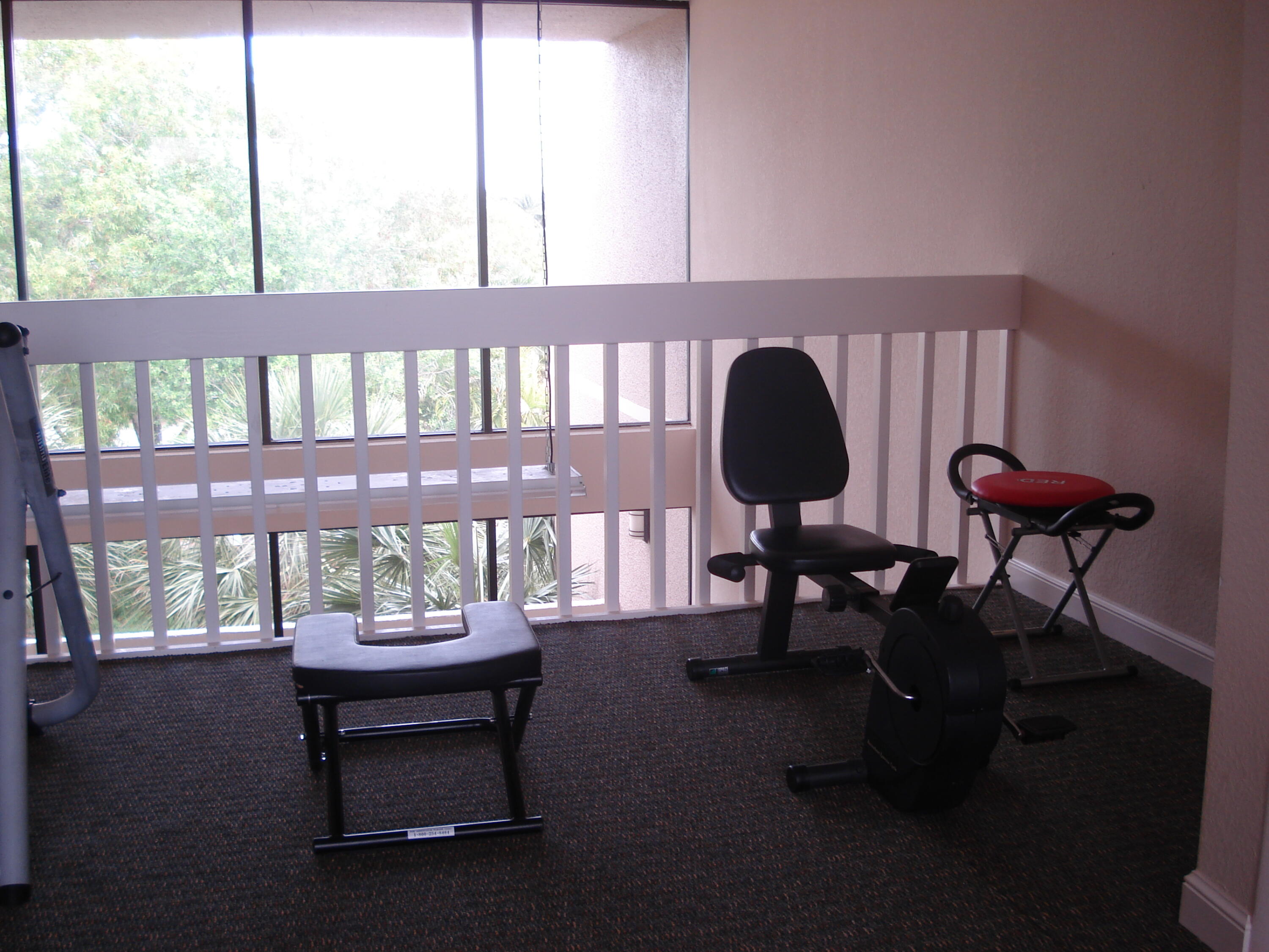 5750 Camino Del Sol, Unit 104 Boca Raton, FL 33433 - Photo 32 of 35 Small Gym