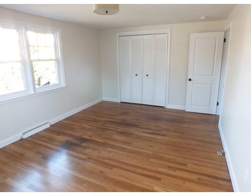 123 Howland Road Fairhaven, MA 02719 - Photo 10 of 29 Gallery Image 10