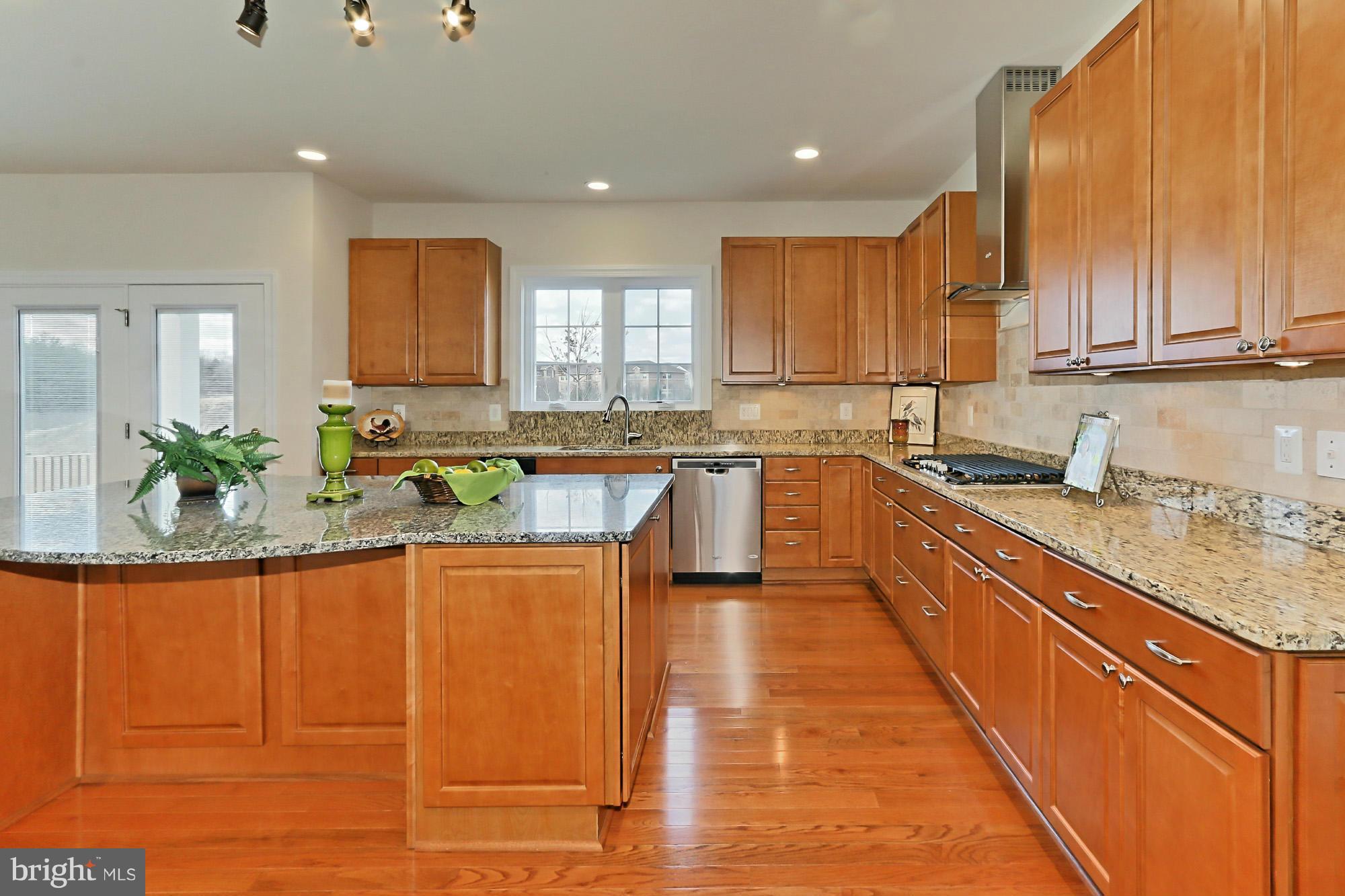 7002 Springville Court Springfield, VA 22150 - Photo 12 of 30 Kitchen