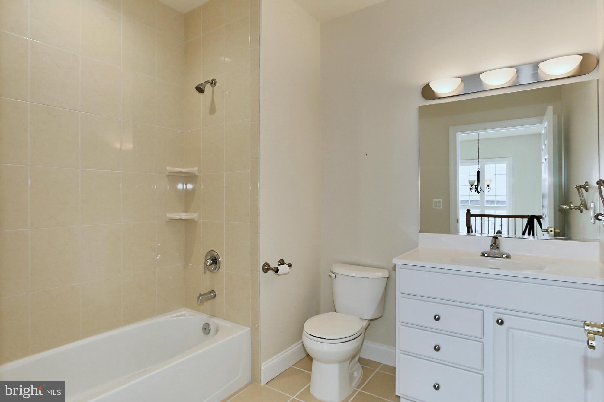 7002 Springville Court Springfield, VA 22150 - Photo 21 of 30 Bath