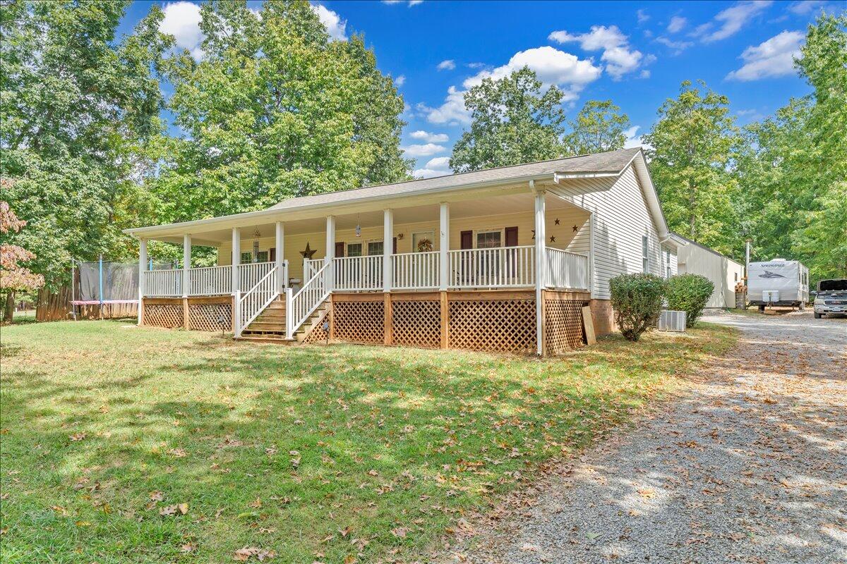 5642 Altice Road Moneta, VA 24121 - Photo 1 of 51 01-MIB09675
