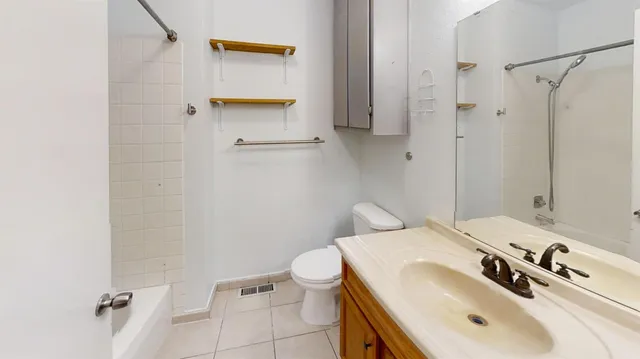 $270,900 | 4676 East Alamos Avenue, Unit 124, Fresno, CA 93726