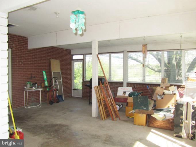 23520 Shiloh Church Road Boyds, MD 20841 - Photo 7 of 23 Interior (General)