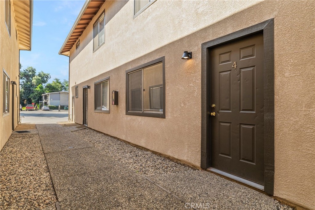 642 West 1st Avenue Chico, CA 95926 - Photo 8 of 28