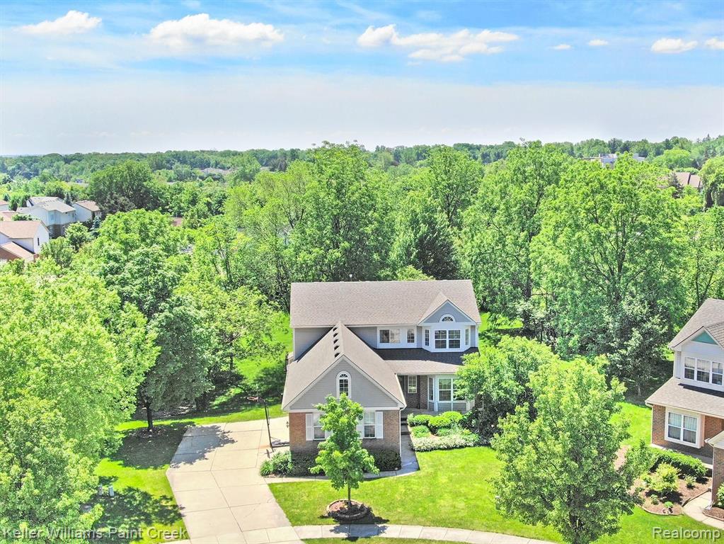2741 Forest View Court Rochester Hills, MI 48307 - Photo 18 of 56