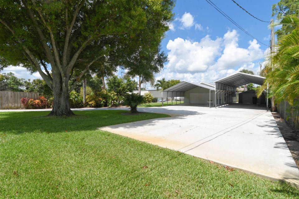 5547 3rd Road Lake Worth, FL 33467 - Photo 32 of 34