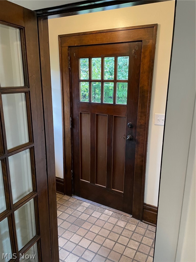 1694 Riverside Drive Akron, OH 44310 - Photo 13 of 19 Gallery Image 13