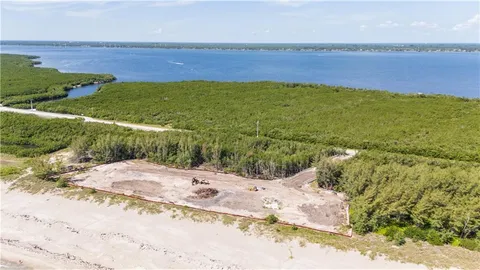 $10,500,000 | 0 South Ocean Drive, Hutchinson Island, FL 34949