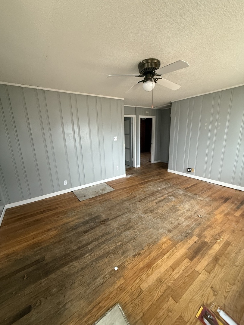 932 East Sangamon Avenue Rantoul, IL 61866 - Photo 6 of 11