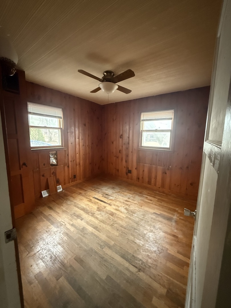 932 East Sangamon Avenue Rantoul, IL 61866 - Photo 8 of 11