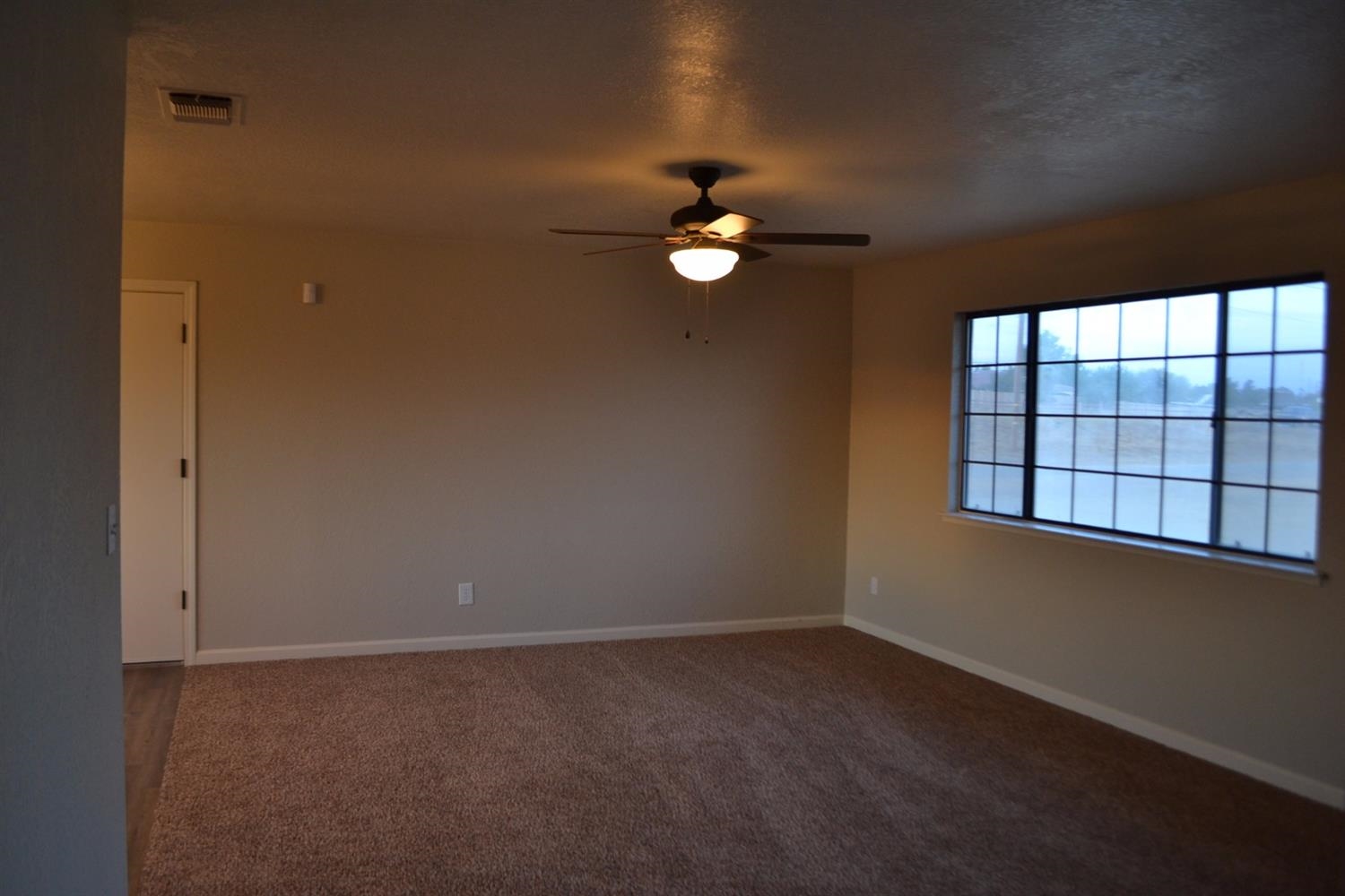 19854 Oakhill Road Madera, CA 93638 - Photo 7 of 10 Gallery Image 7