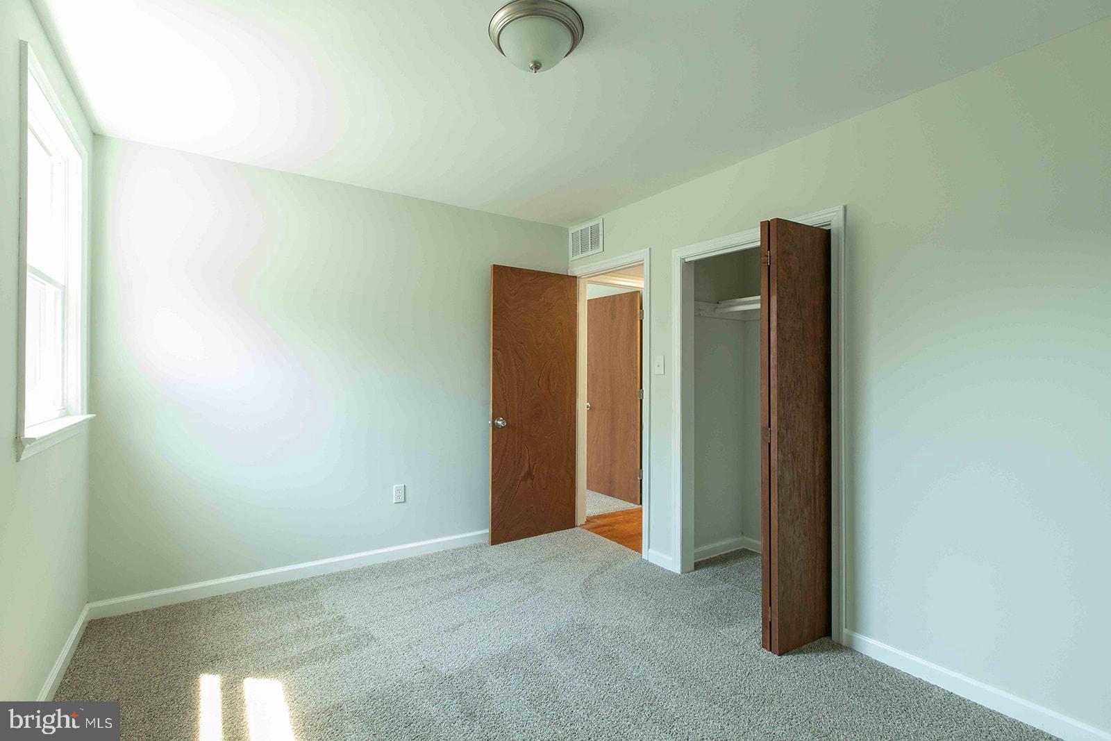 29 Gail Road New Castle, DE 19720 - Photo 21 of 36 Second bedroom