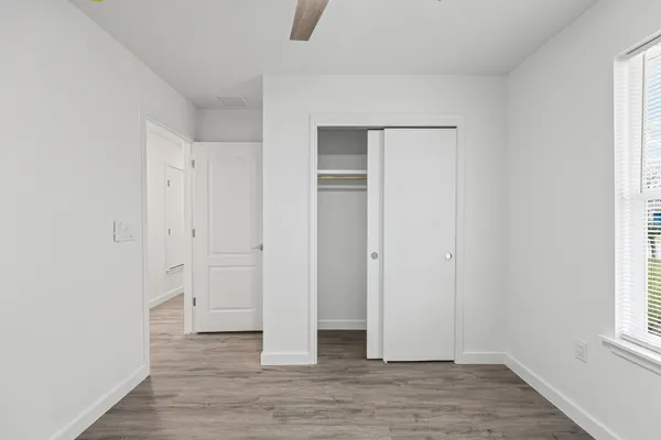 $1,900 | 1100 Monte Vista Drive, Lockhart, TX 78644