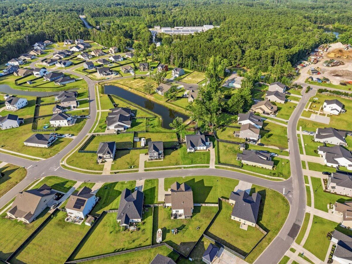 105 Edisto Crossing Ridgeville, SC 29472 - Photo 9 of 69 08-006_7I2A0609