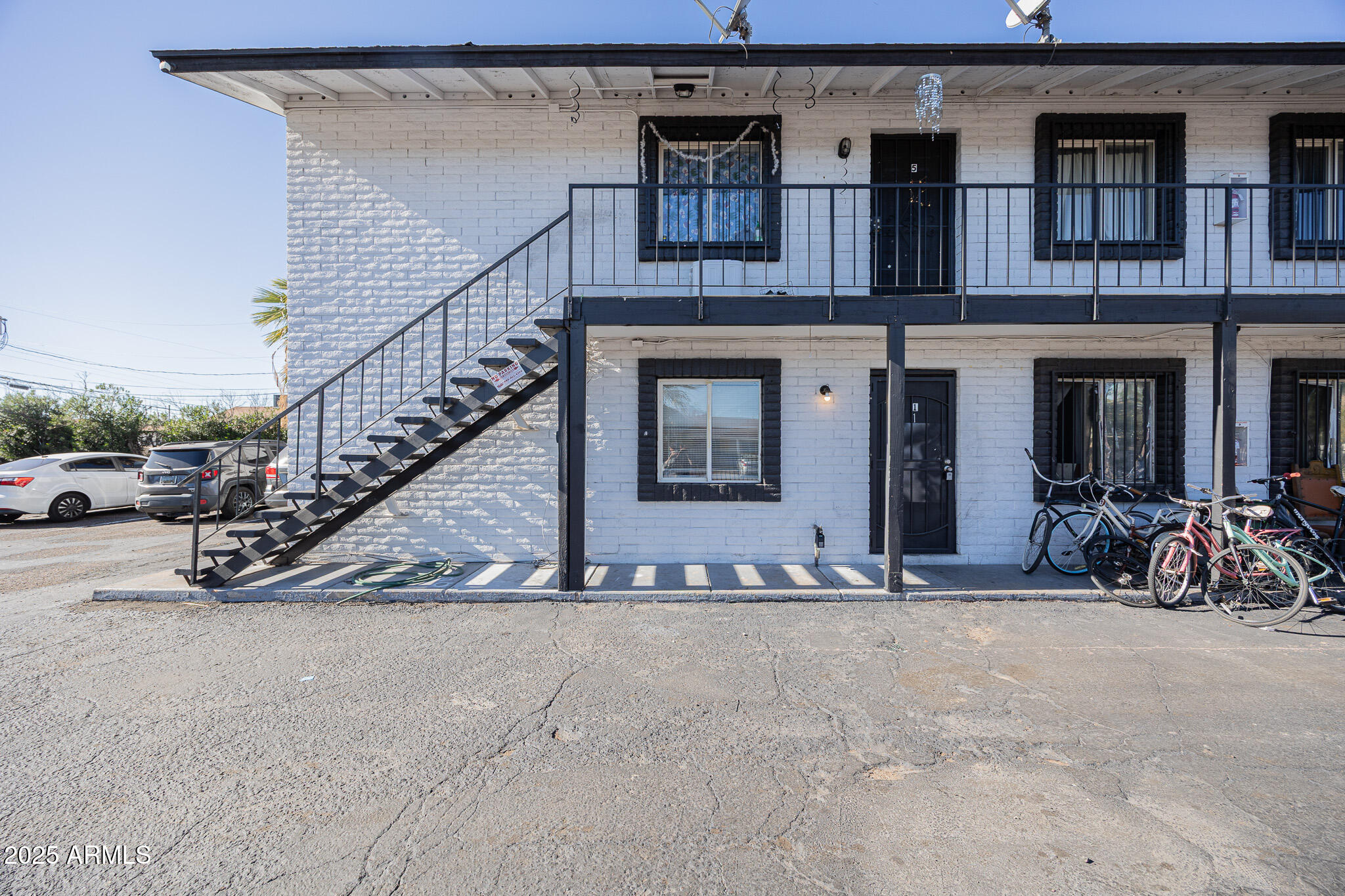 1703 West Mountain View Road, Unit 1 Phoenix, AZ 85021 - Photo 1 of 13 2