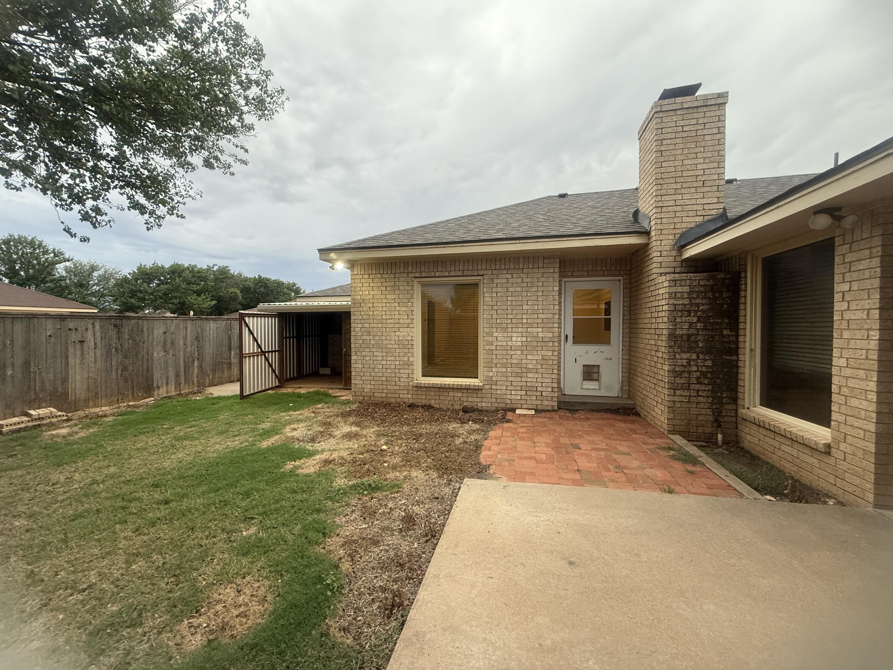 5527 94th Street Lubbock, TX 79424 - Photo 53 of 56 94th back yard