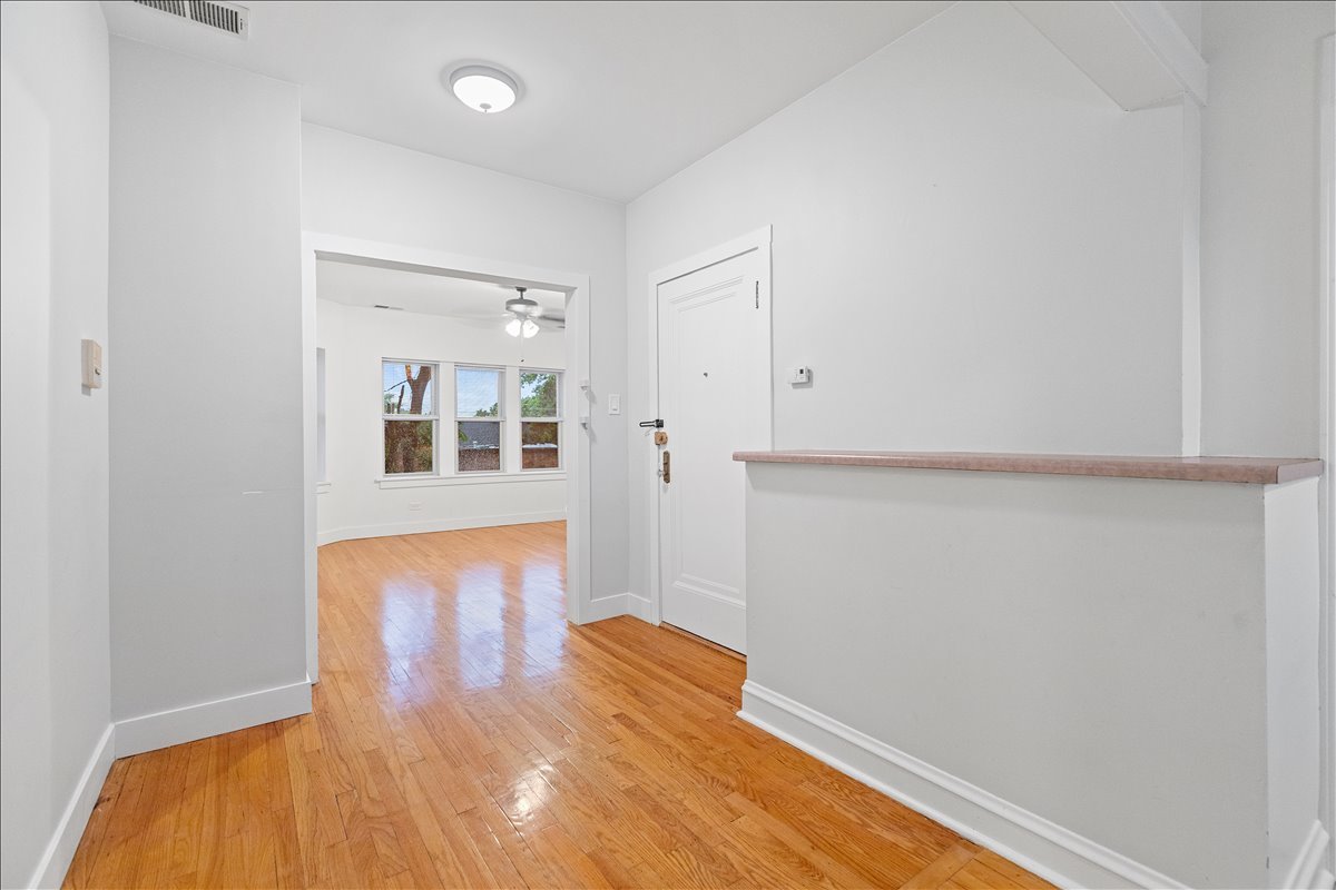 4055 North Spaulding Avenue, Unit 1 Chicago, IL 60618 - Photo 14 of 18